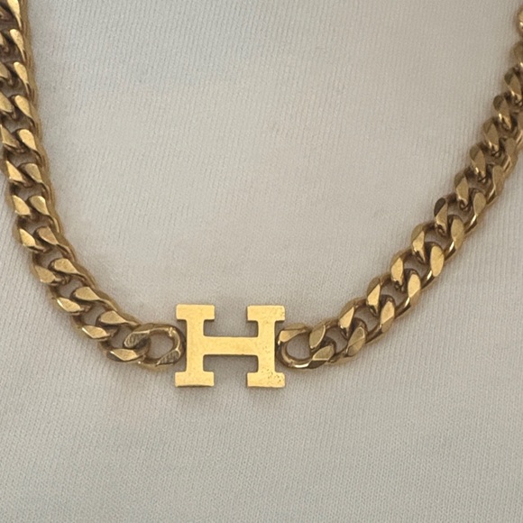 Gold Chain Necklace with H Pendant 16 in with extender - Picture 2 of 3